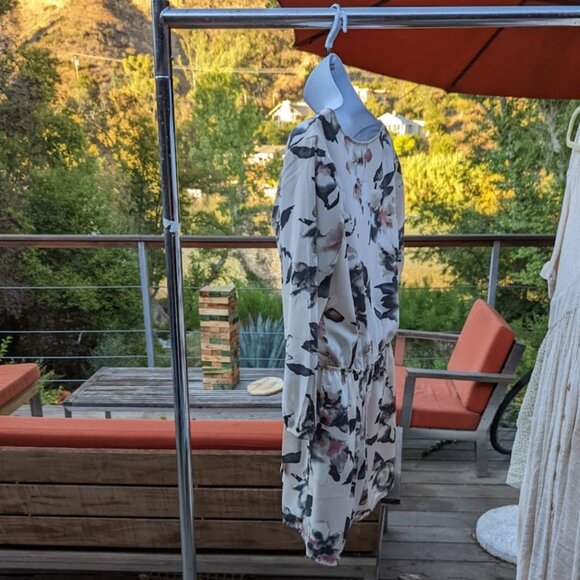 Nordstrom One Clothing Los Angeles Tie-Waist Long Sleeve Romper Size M - Picture 4 of 8